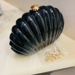 SEASHELL CLAM CLUTCH - Image 1