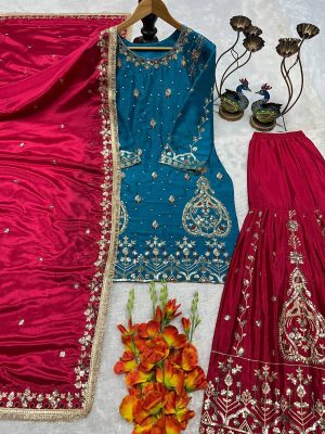 Chinon silk suit - Image 4
