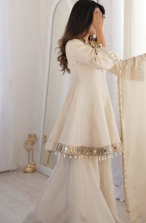 Mirror work Kurti with Sharara & dupatta - Image 4