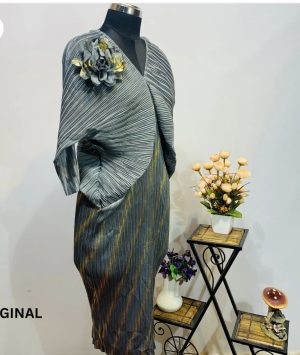 Wrinkle dress in two colors - Image 5
