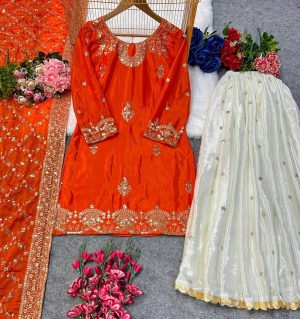 Chinon silk suit set - Image 1