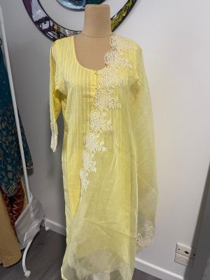 Beautiful suit set - Image 3