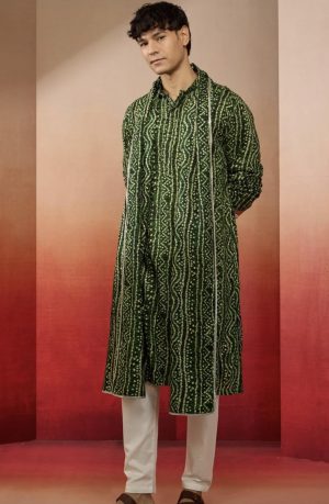 Bandhani Kurta with Trousers & Stole - Image 2