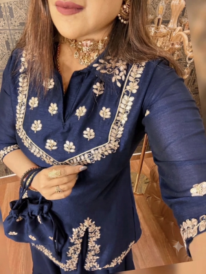Russian Silk Gota Patti Embroidered Set - Image 4