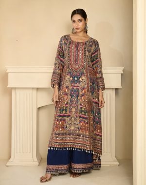 Natural Crepe Silk Suit - Image 2