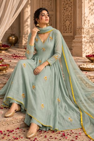 Beautiful Mul Chanderi Outfit - Image 2