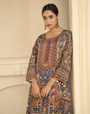 Natural Crepe Silk Suit - Image 4
