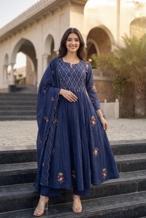 Beautiful Anarkali - Image 7