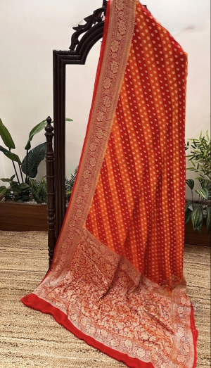 Beautiful Banarasi Khaddi Chiffon Saree - Image 7