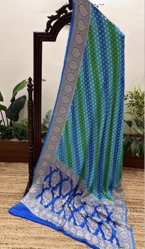 Beautiful Banarasi Khaddi Chiffon Saree - Image 4