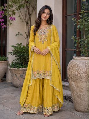 Pure Chinon Silk Suit - Image 1
