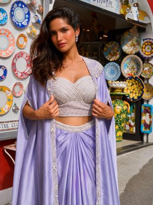 Embroidered Cape-Style Drape Set - Image 9