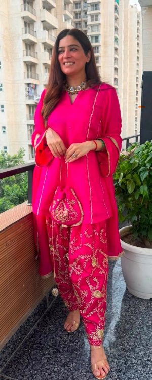 Pakistani Salwar Suit - Image 2