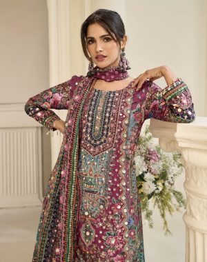 Natural Crepe Silk Suit - Image 5